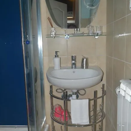 B&B La Gentilhommiere Du Chateau De 3*