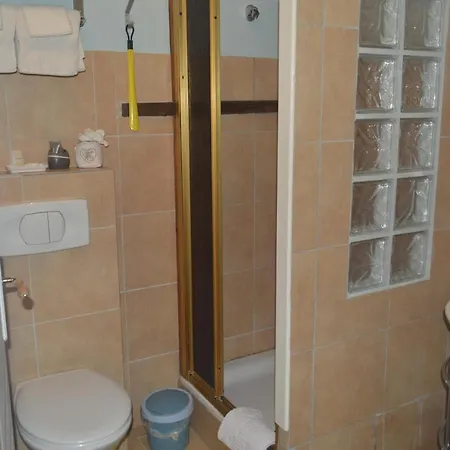 La Gentilhommiere Du Chateau De