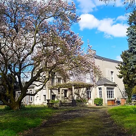 La Gentilhommiere Du Chateau De Bed & Breakfast