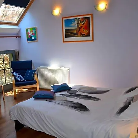 La Gentilhommiere Du Chateau De Bed & Breakfast 3*